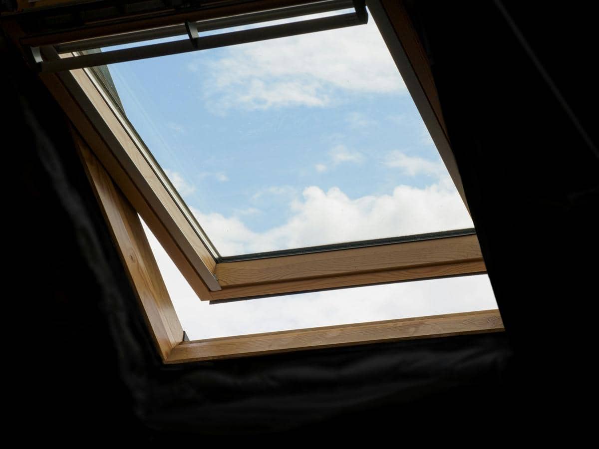 Ventilasi atas yang terbuka