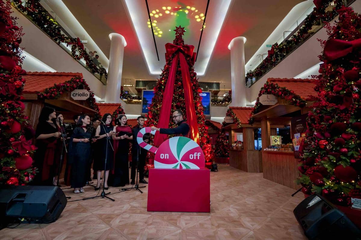 Zamri Mamat, Deputy Chief of Marketing Plaza Indonesia .jpg