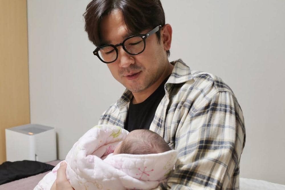 소중한 아이를 건강하게 만났습니다.💕임신과 출산 과정을 옆에서 함께하면서 너무나 감사한 일이고 한 아이의 부모가 되는건 정말 쉬운게 아니구나 다시 한 번 느끼고 있어요. (1).jpg