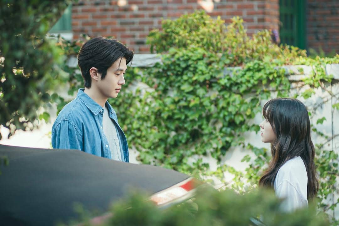 serial Netflix romantis terbaik 2025