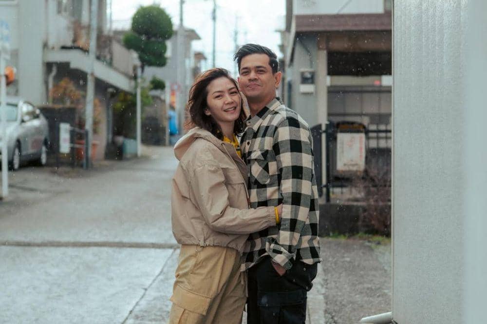 Kisah Cinta Surya Insomnia dan Istri