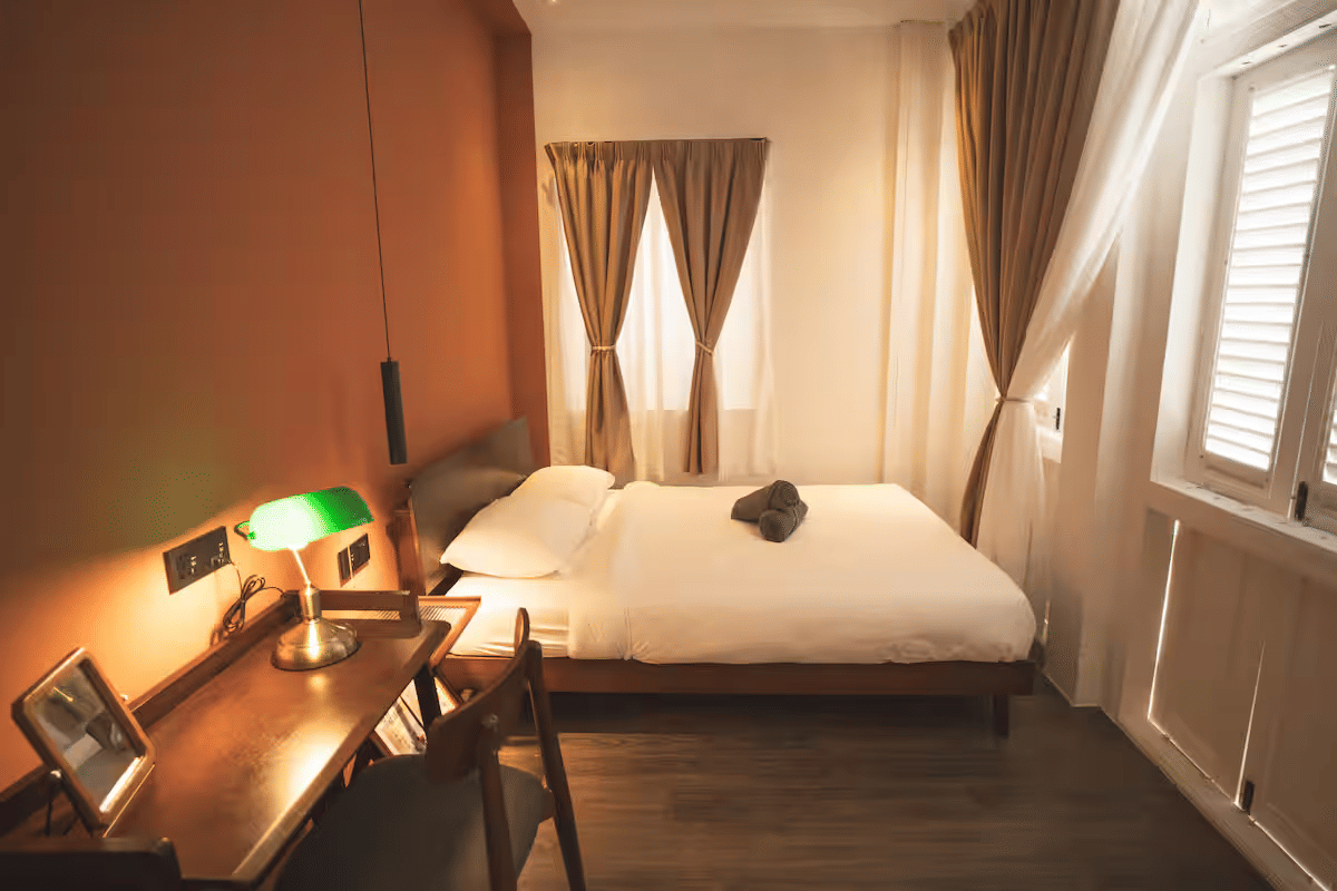 Kamar 201 Carnarvon 73