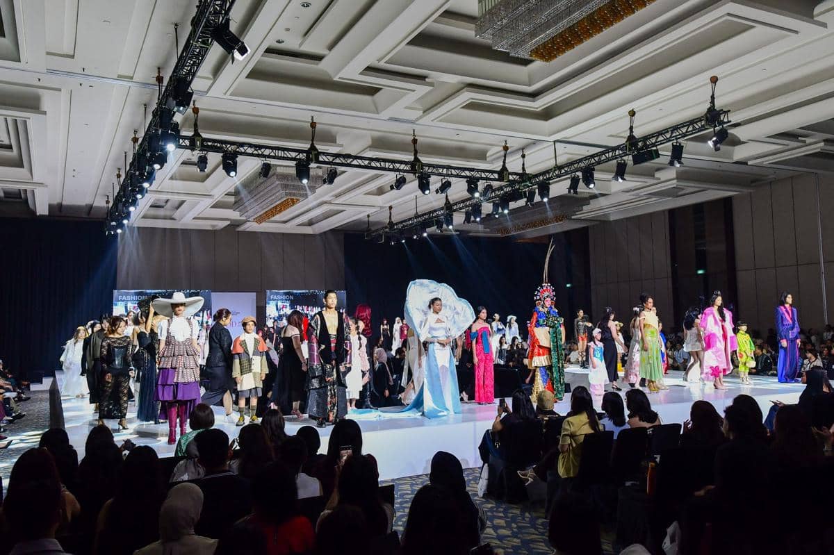 01.Finale_ 4 year fashion design program.jpg