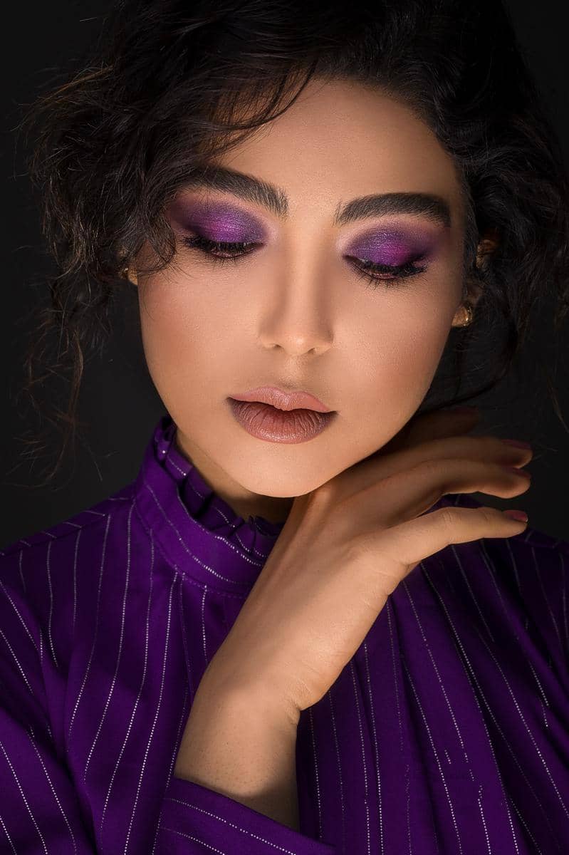Ilustrasi Purple Smokey Fantasy