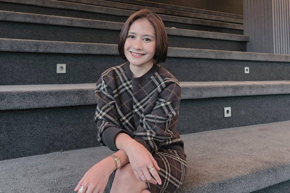 Retak, Luruh, Kembali Utuh, Perjalanan Prilly Latuconsina Temukan Diri