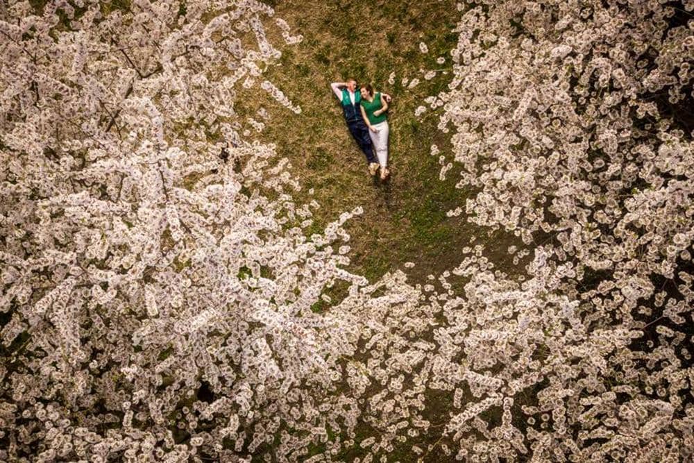 ilustrasi pre-wedding dengan drone photography (phillymag.com)