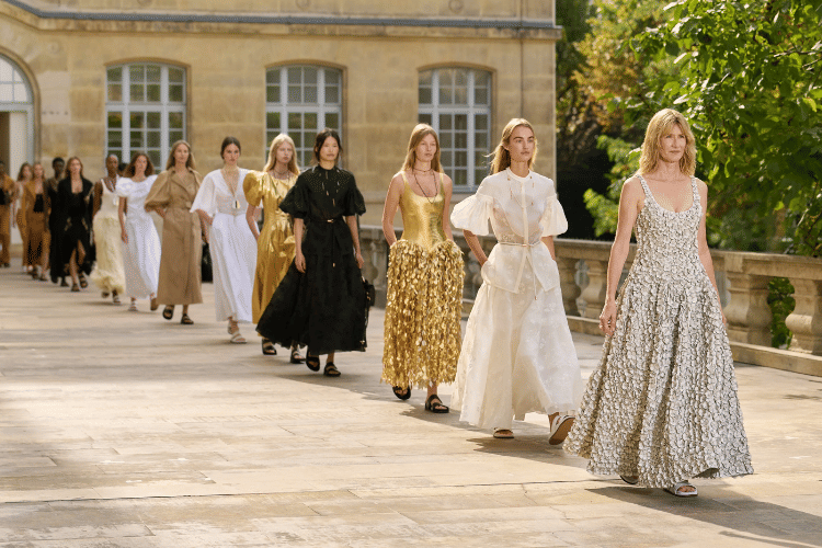 Cover Material Sustainable - gabrielahearst.com.png