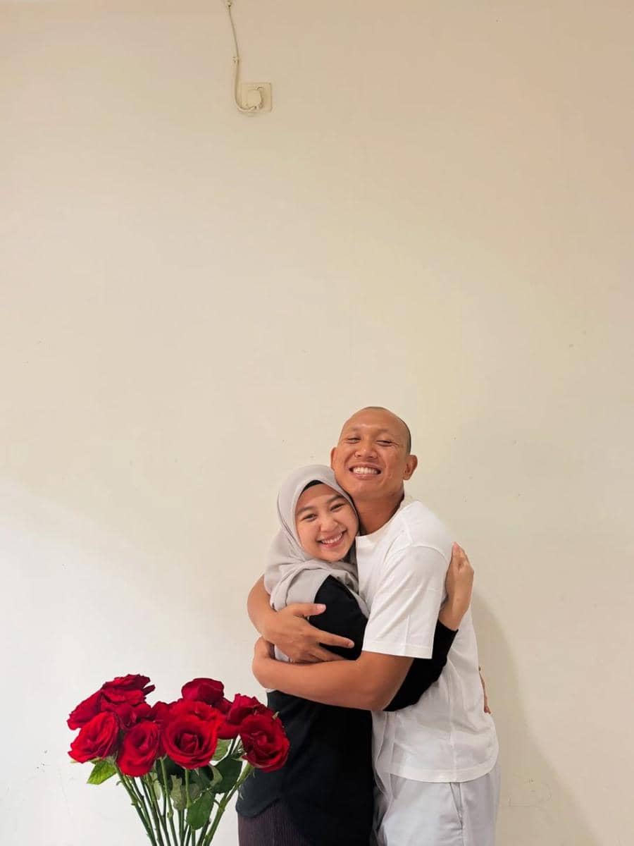 Potret Harmonis Para Pemain Agak Laen 2 Bersama Pasangannya