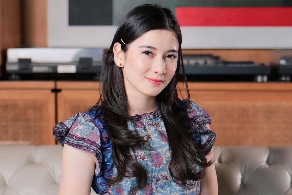 sprinkle kindness like it’s confetti 🎉🍰✨.jpg