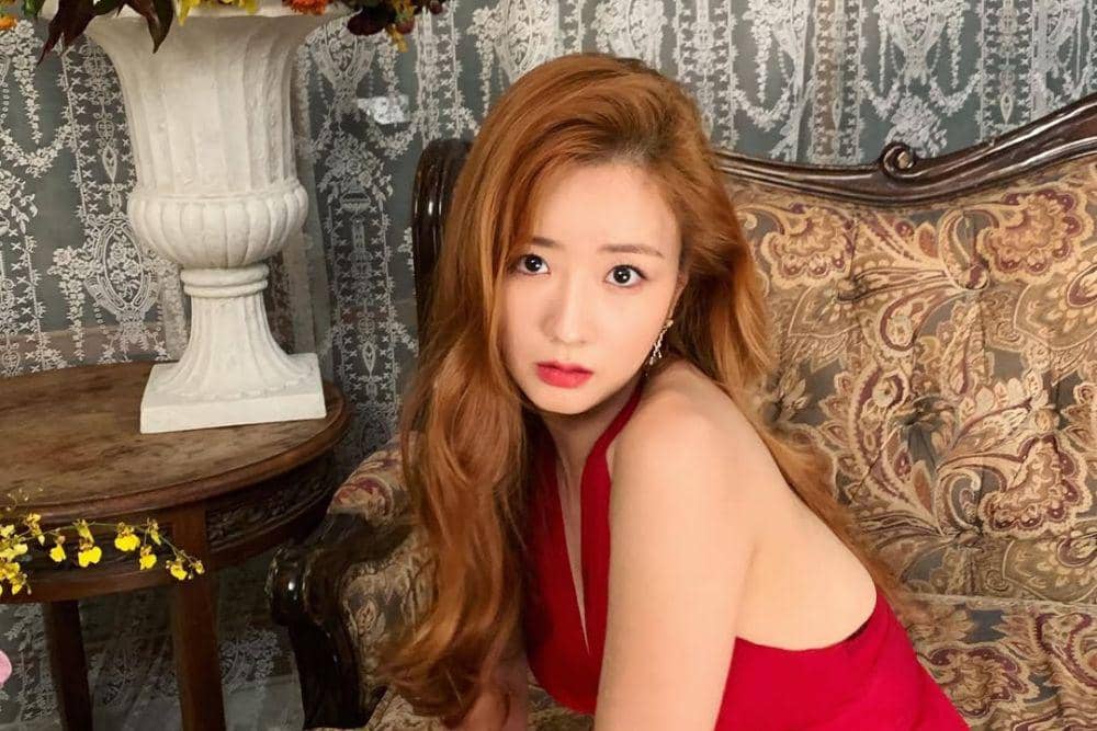 Bomi ‘Apink’ dan Rado akan Menikah