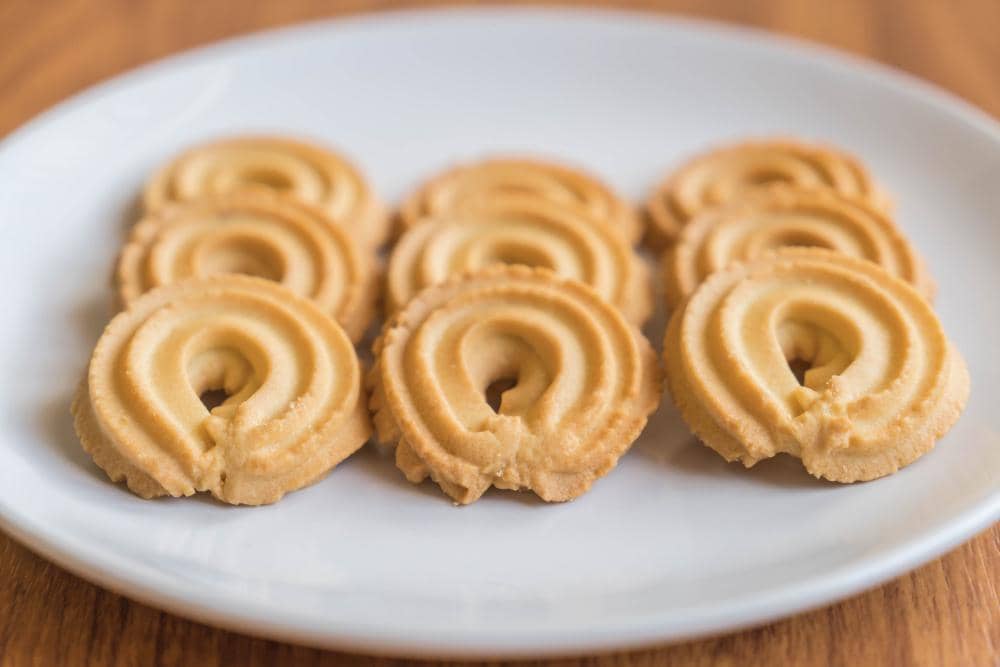 ilustrasi butter cookies