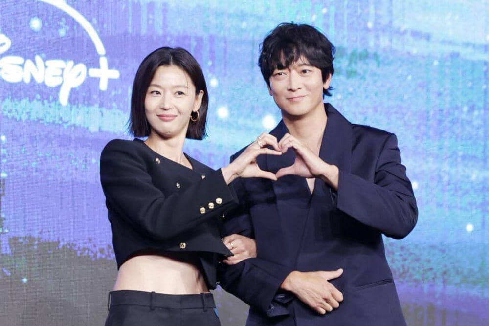 Pasangan Drakor yang Bikin Penonton Baper di Tahun 2025