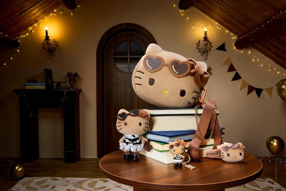 CHAGEE Cocoa Oolong Milk Tea x Tanned Hello Kitty Group Merchandise (1).jpg