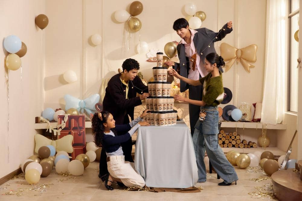 CHAGEE Cocoa Oolong Milk Tea x Tanned Hello Kitty Group Shot.jpg.jpg