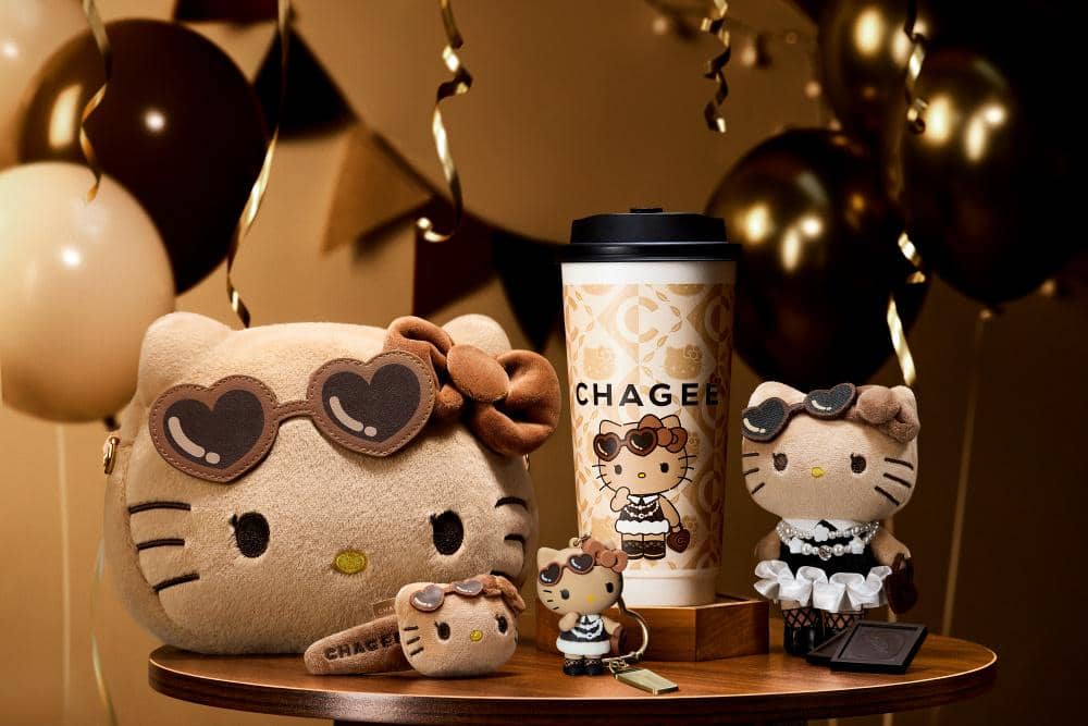 CHAGEE Cocoa Oolong Milk Tea x Tanned Hello Kitty Group Merchandise.jpg.jpg
