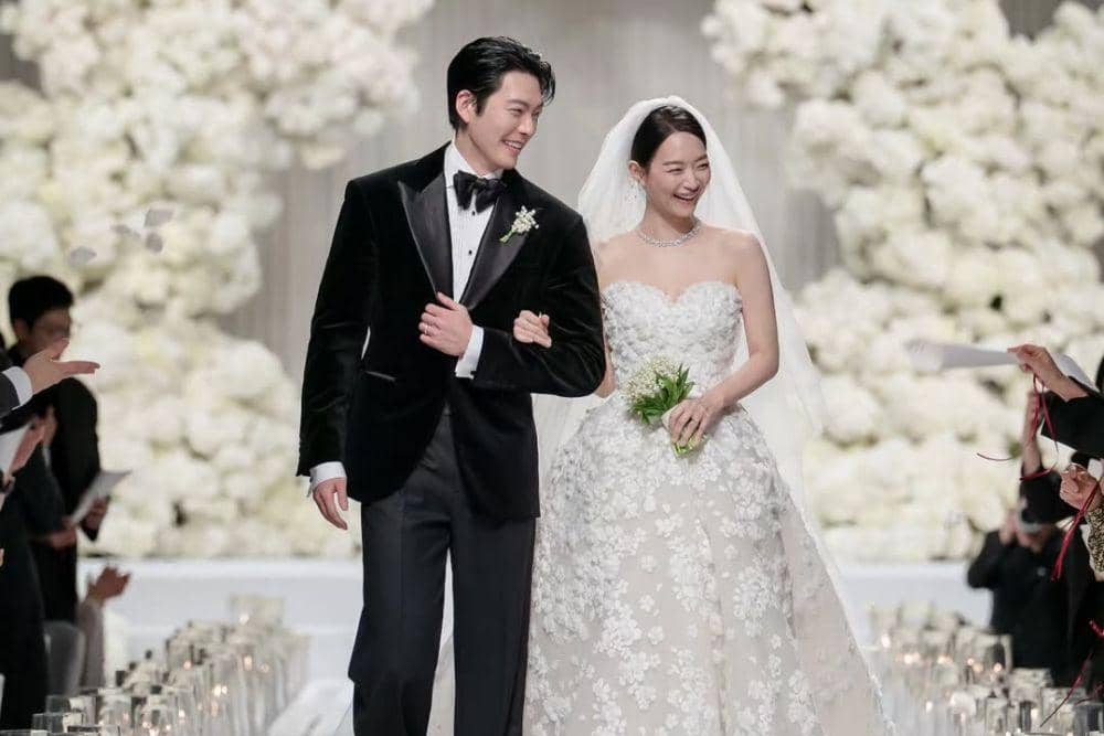 Fakta Pernikahan Shin Min Ah dan Kim Woo Bin