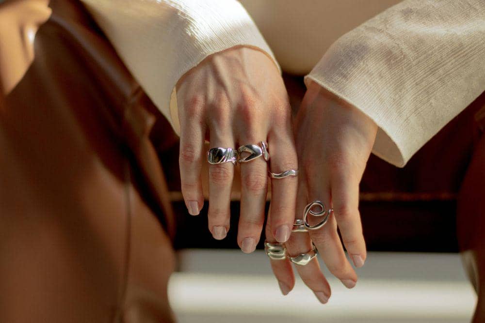 Warna Keberuntungan Shio Anjing Tahun 2026