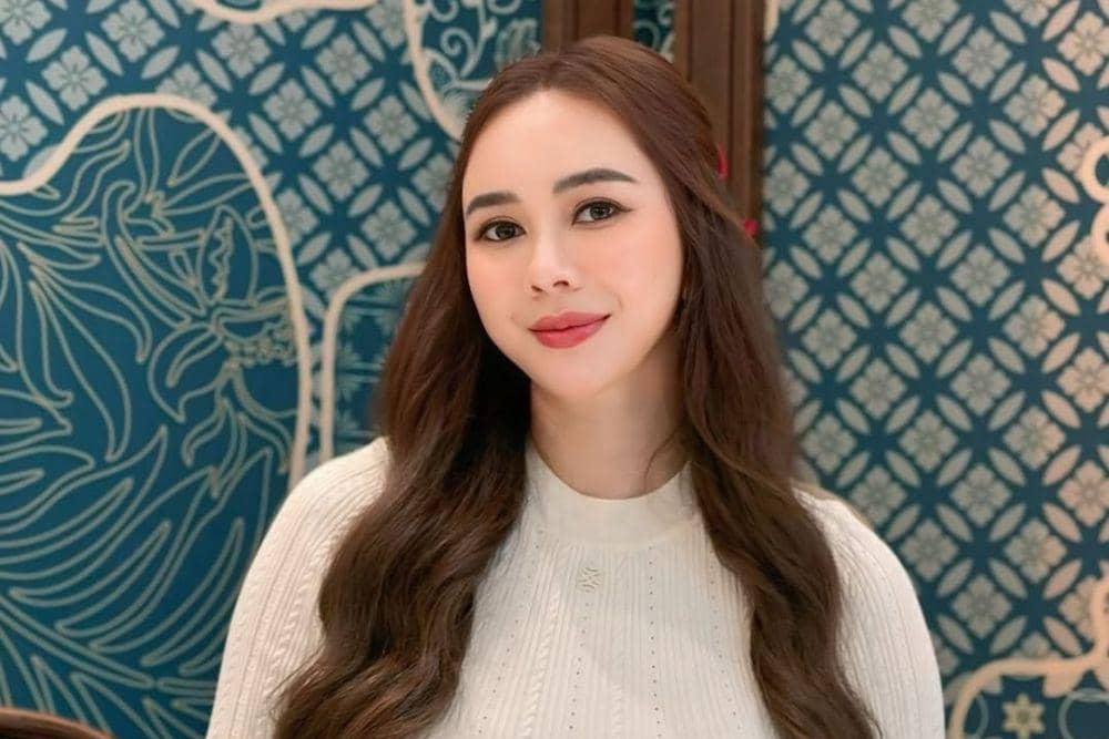 Aura Kasih dan Ridwan Kamil