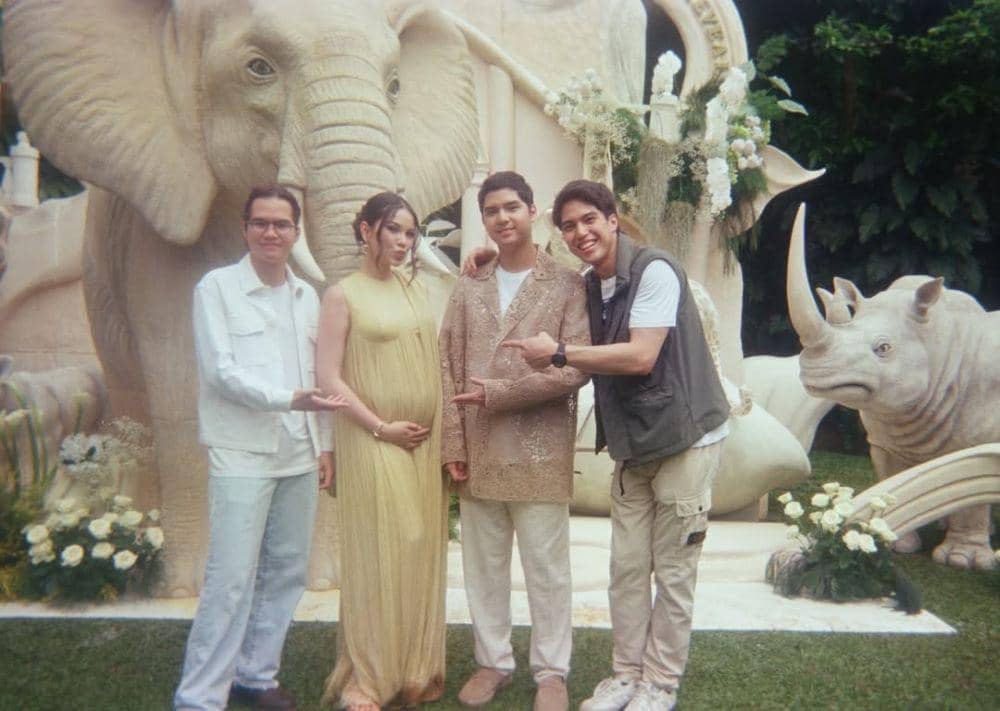 Potret Keseruan Gender Reveal Al Ghazali dan Alyssa Daguise