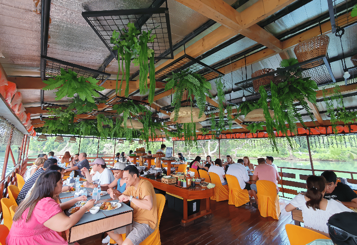 Rio Verde Floating Resto