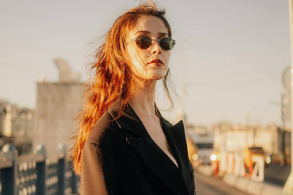 ilustrasi perempuan cuek (pexels.com/Göksu Taymaz)