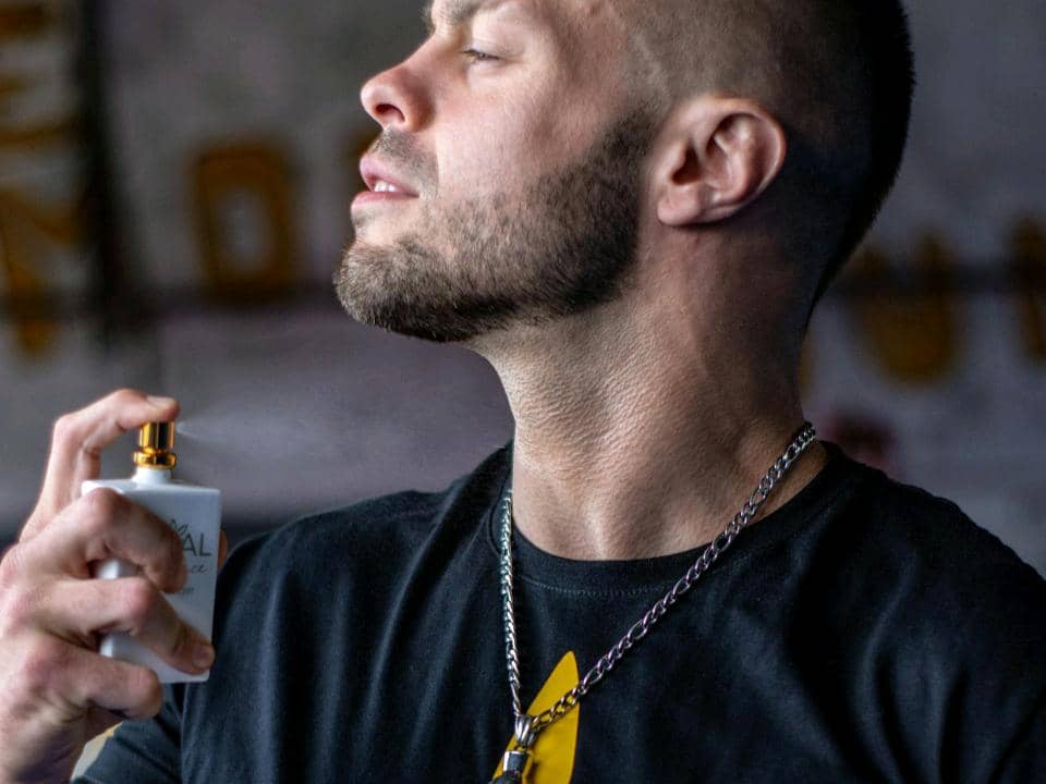 ilustrasi wangi parfum Bvlgari Aqva