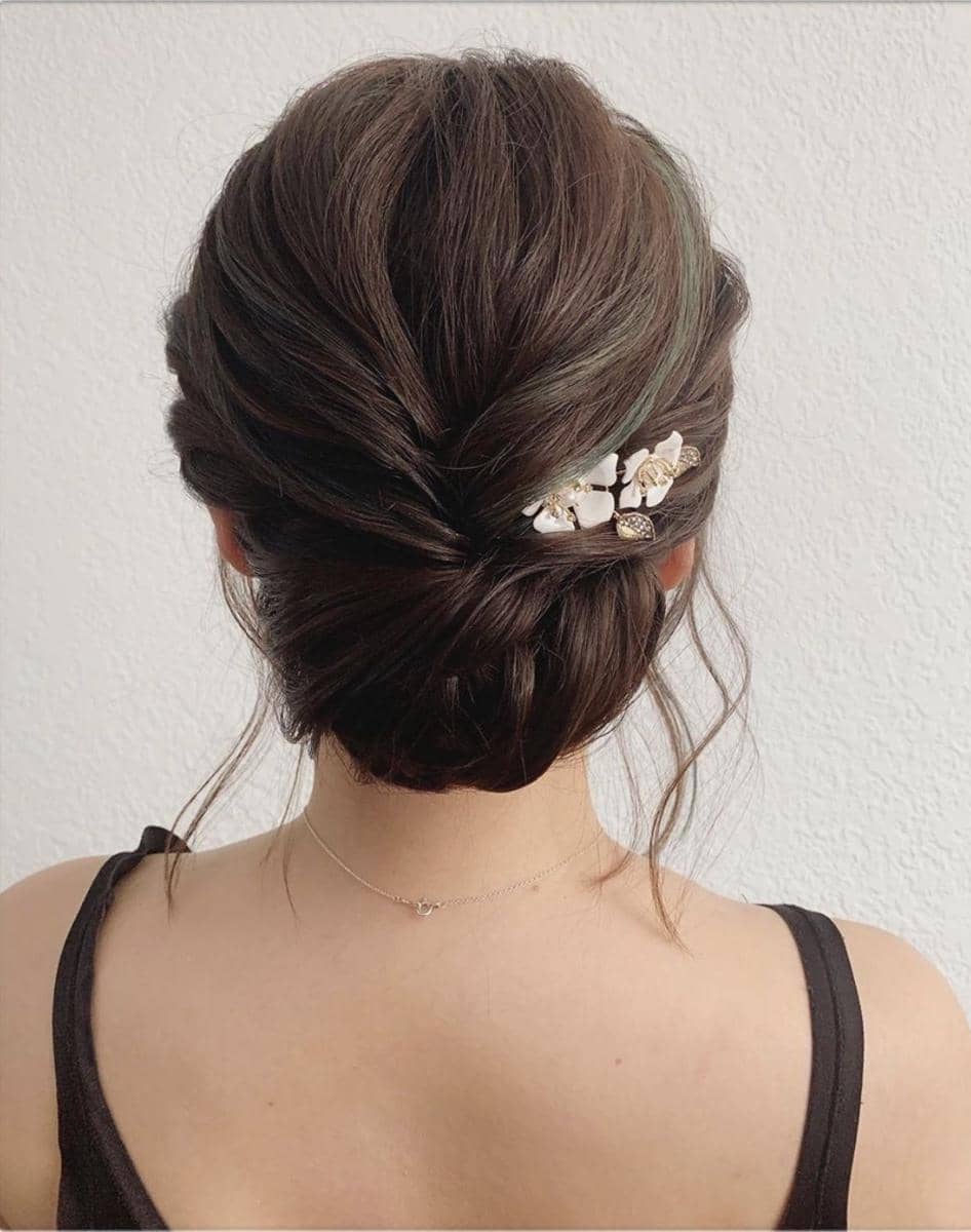 ide styling rambut pendek untuk wisuda