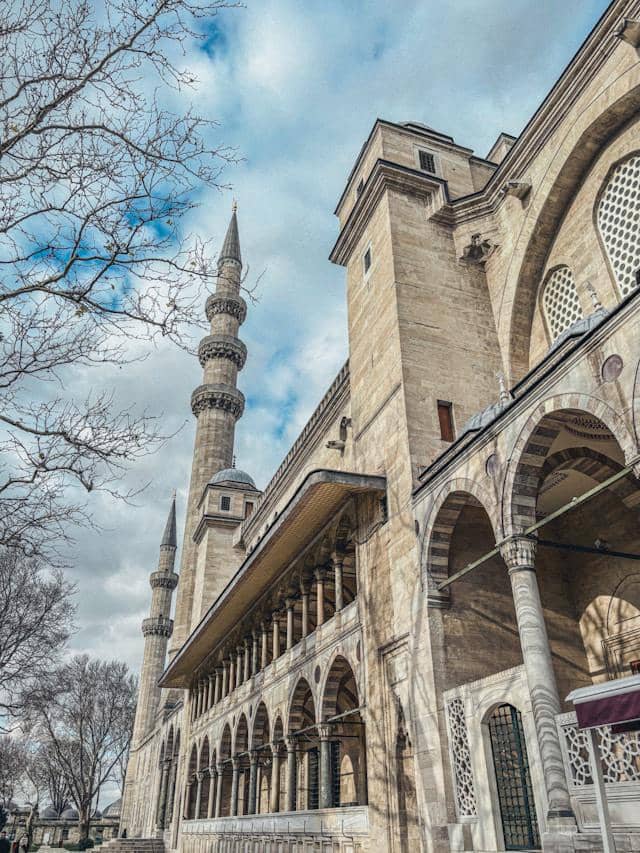 Süleymaniye Mosque onur-ozkardes-b1E3l2i9ZEY-unsplash.jpg