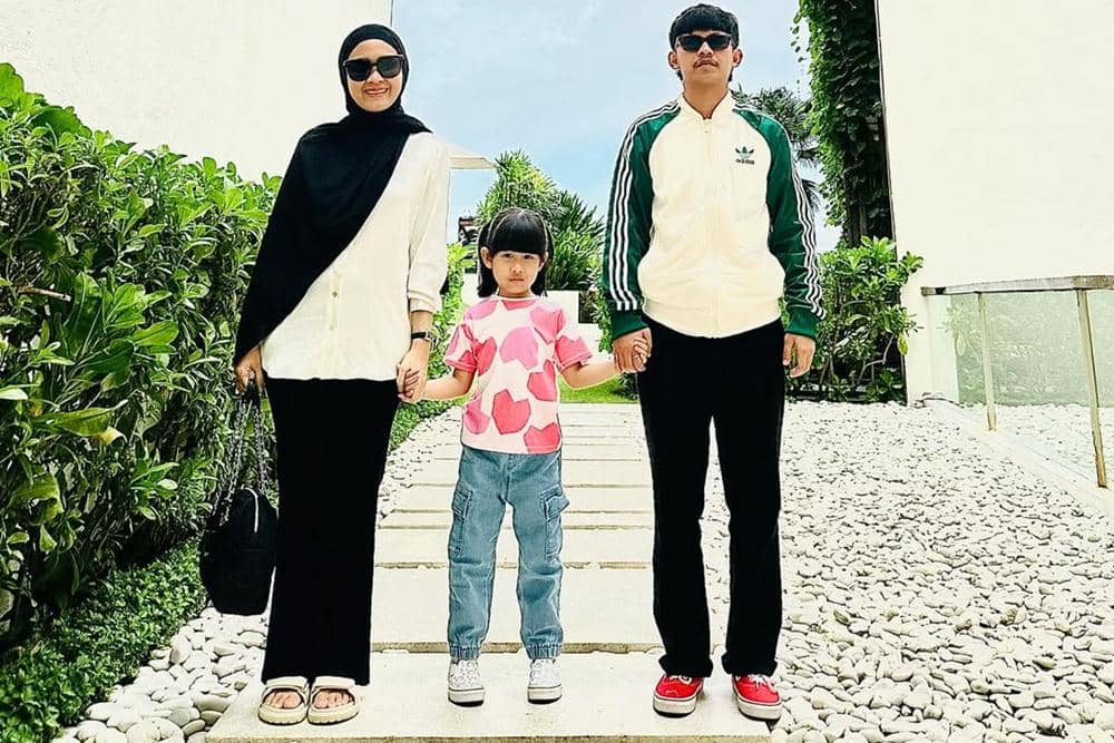 Indra Jegel dan keluarga (instagram.com/@indrajegel)