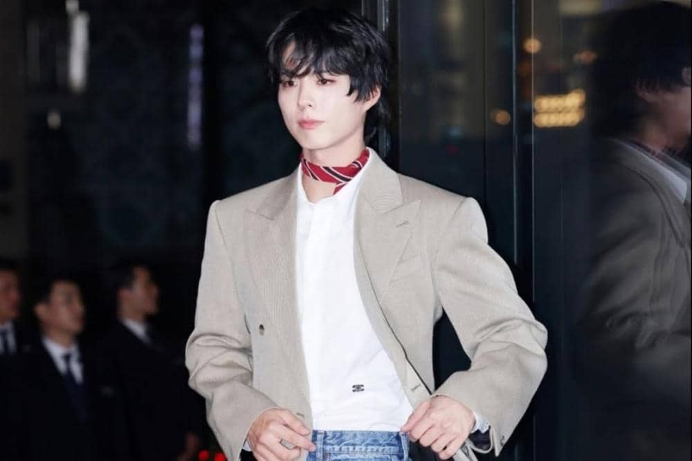 MAY ALL OF OUR DAYS BE MERRY AND BRIGHT.#CELINE #CELINECHEONGDAM #BOGUMXCELINE.jpg