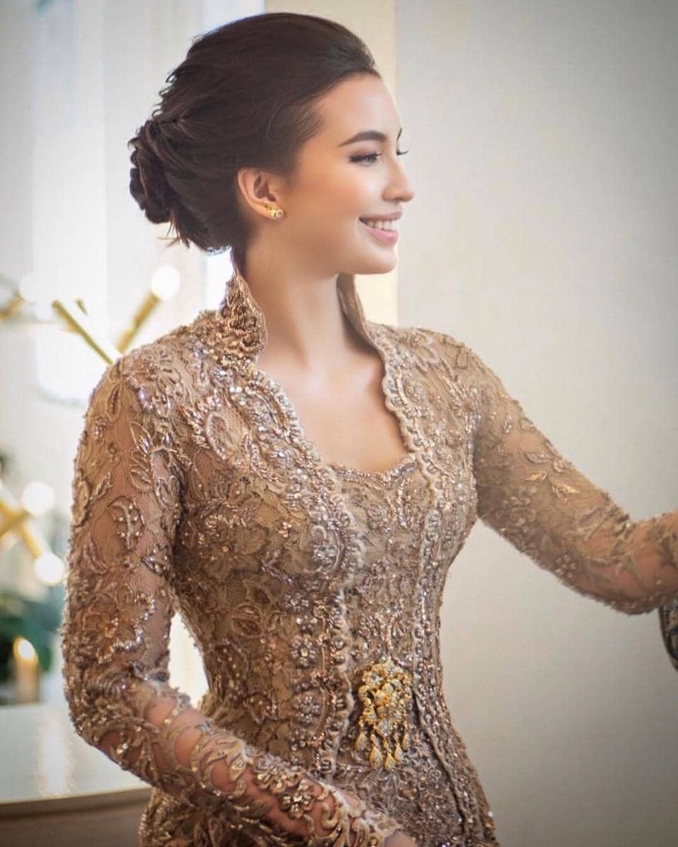 profil Manohara Odelia Pinot