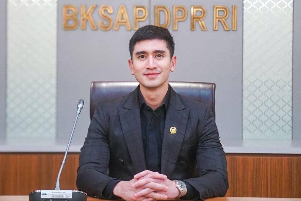 Fakta Keluarga Verrell Bramasta