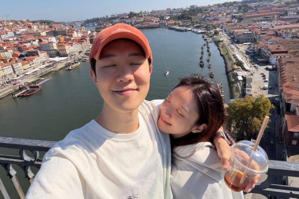 저에게 좋은 소식이 생겼어요.재작년의 어느날 심하게 마음이 요동치는 사람을 만났습니다. 우연인 것만 같았던 모든 일들이 뒤돌아보니 필연처럼 여겨지고, 사소한 것일수록 달려가.jpg