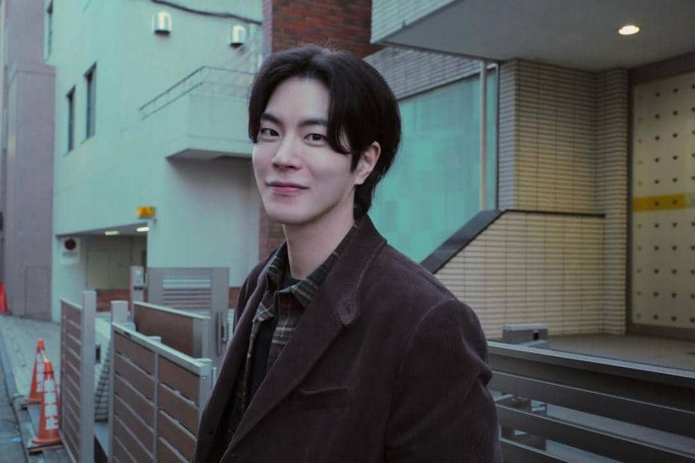 Fakta Asmara Hong Jong Hyun