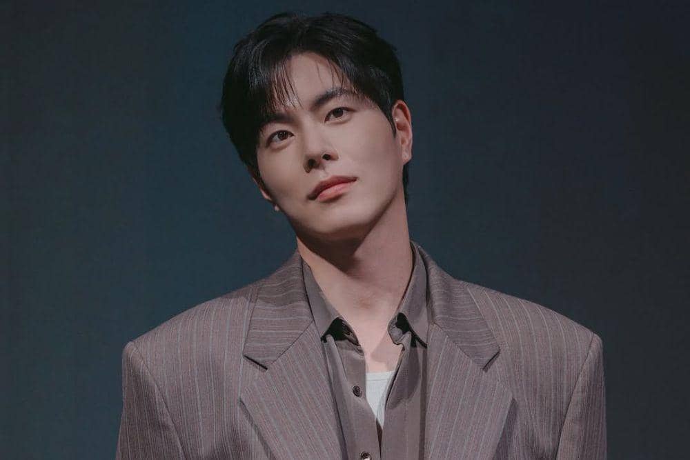 Fakta Asmara Hong Jong Hyun