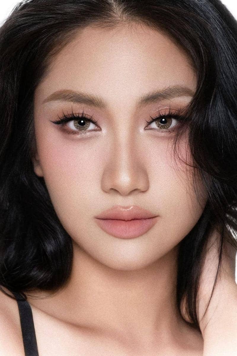 inspirasi eye makeup untuk office look