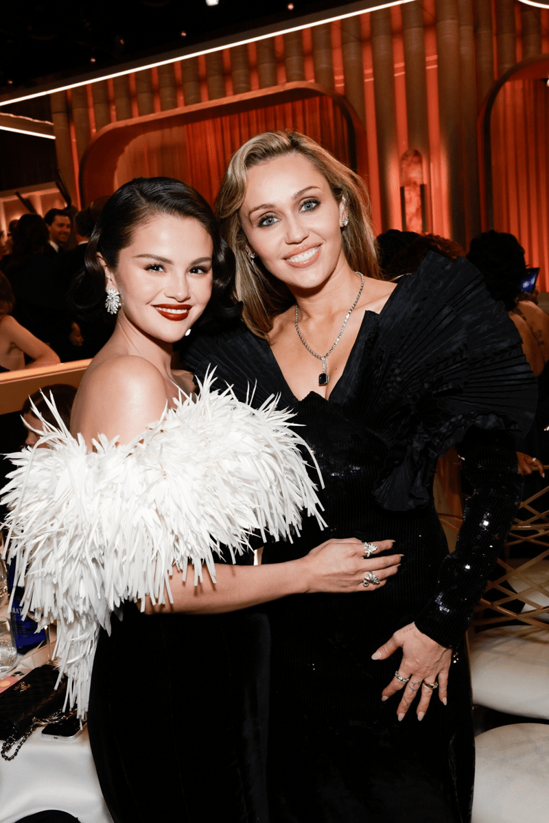 Selena Gomez, Miley Cyrus, Golden Globes 2026