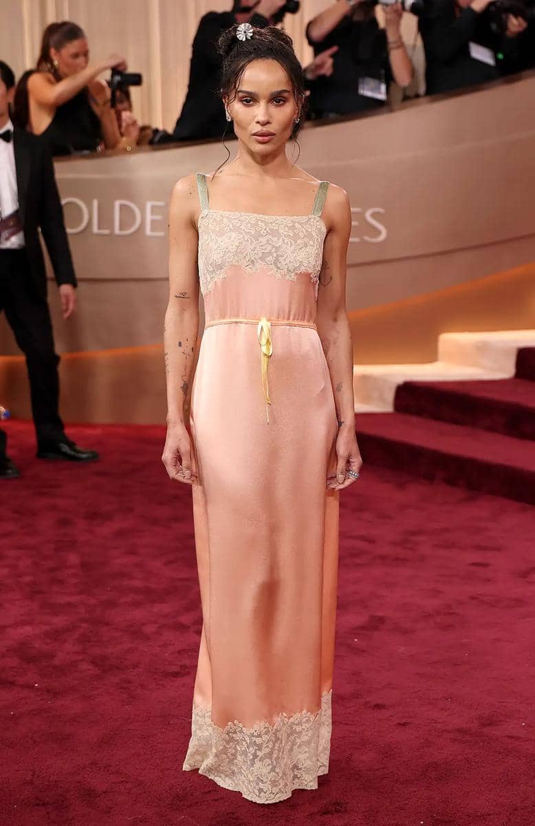 zoe-kravitz-arrivals-golden-globes-2026-dd0628c9bcff4145bc2fe1541d738662.jpg