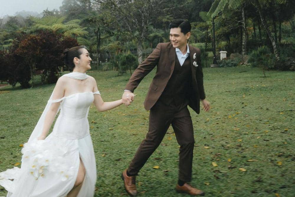 Potret Pre-wedding Ranty Maria dan Rayn Wijaya