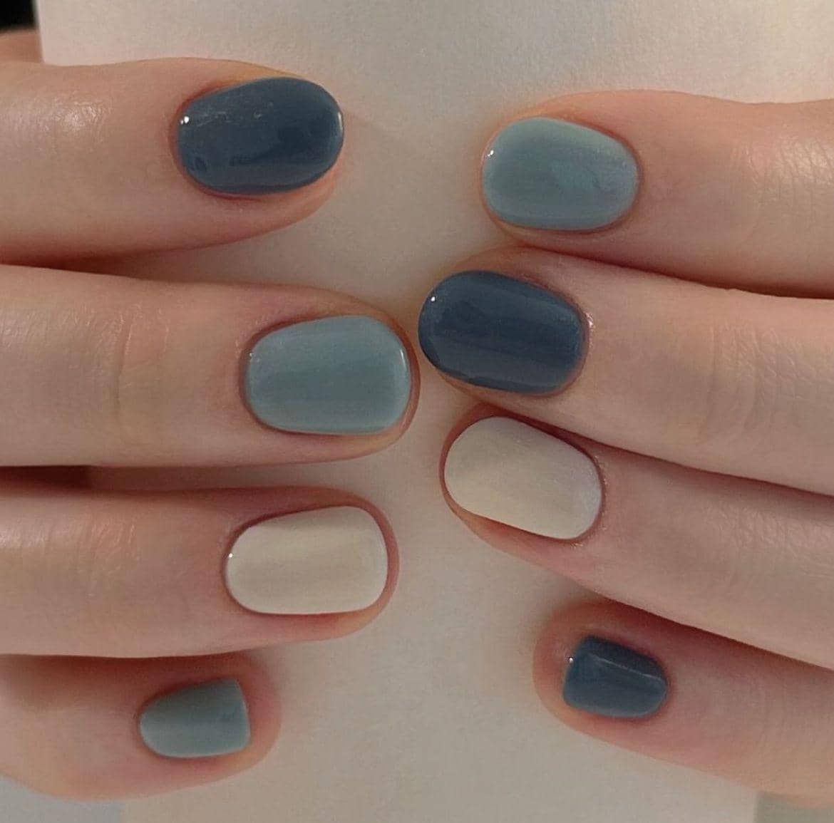 inspirasi nail art 3 warna