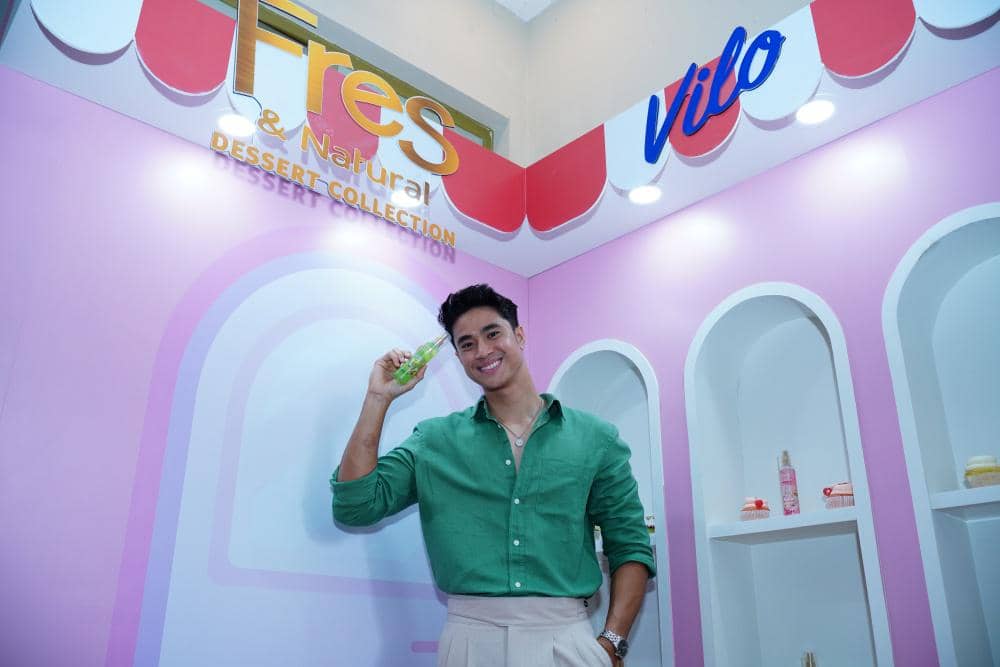 Keceriaan Yesaya Abraham Hadir di Peluncuran Fres & Natural Dessert Collection .jpeg