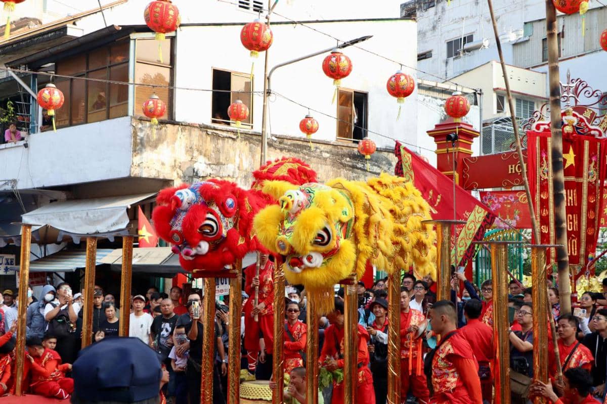 perbedaan Imlek dan Tahun Baru Masehi