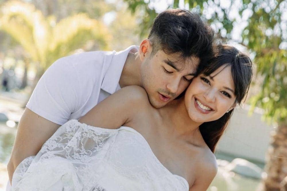 Potret Mesra Maternity Shoot Aurélie Moeremans dan dr. Tyler Bigenho