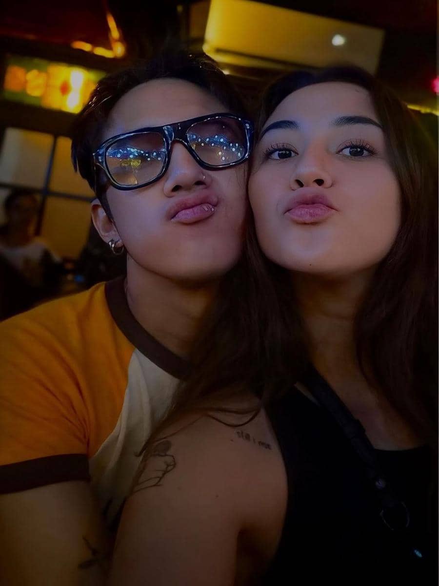 Potret Persahabatan Dahlia Poland dan Dicky Prasetya