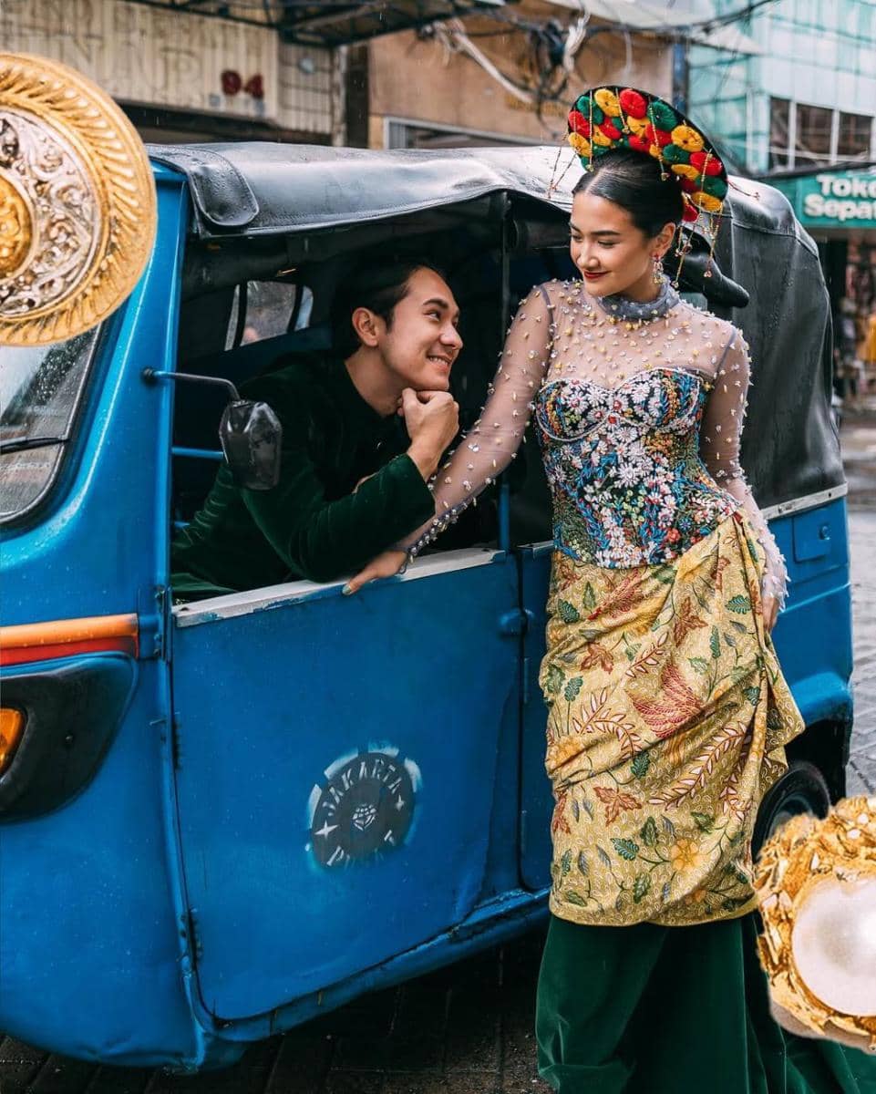 Potret Mesra Jerome Kurnia dan Nadya Arina