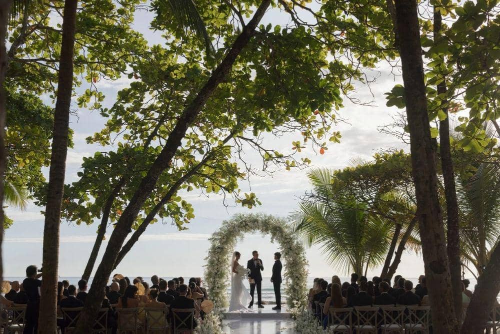 Fakta Pernikahan Drew Taggart ‘The Chainsmokers’ dan Mari Fonseca