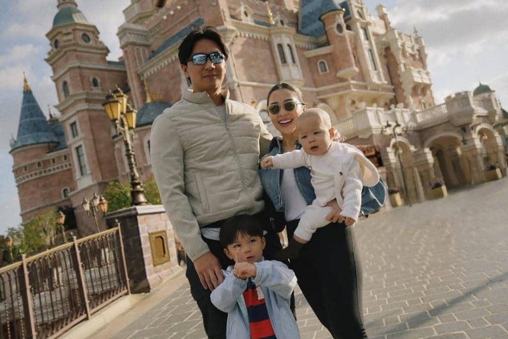 A world of magic, beauty, and a touch of Zootopia charm 🦊🐰🥕.jpg