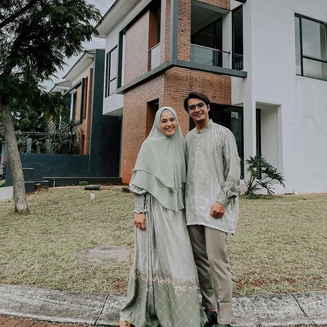 #SetelanKeluargaMOYAPOYA with @aahva.id 💚.jpg