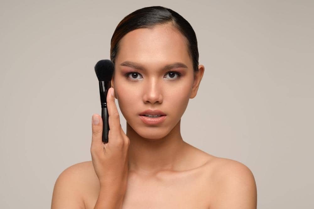 Ilustrasi bronzer