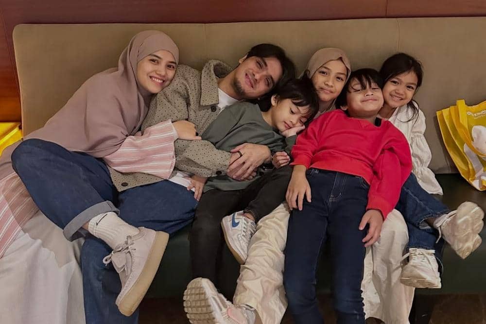 Poto Ricky Harun 6 Fakta Keluarga Ricky Harun, Putra Donna Harun yang Disorot | Popbela.com